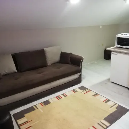 Blue Carpet krevet i doručak 3*